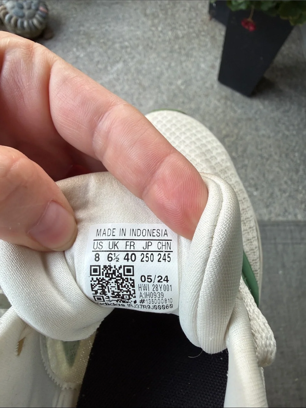 adidas White and Green Women's Athletic Sneakers Cloudfoam